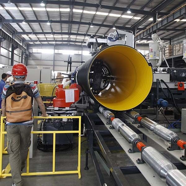 SRPCP acanalados instalan tubos la cadena de producción acero de la alta tiesura de ID3000mm SN8 reforzado