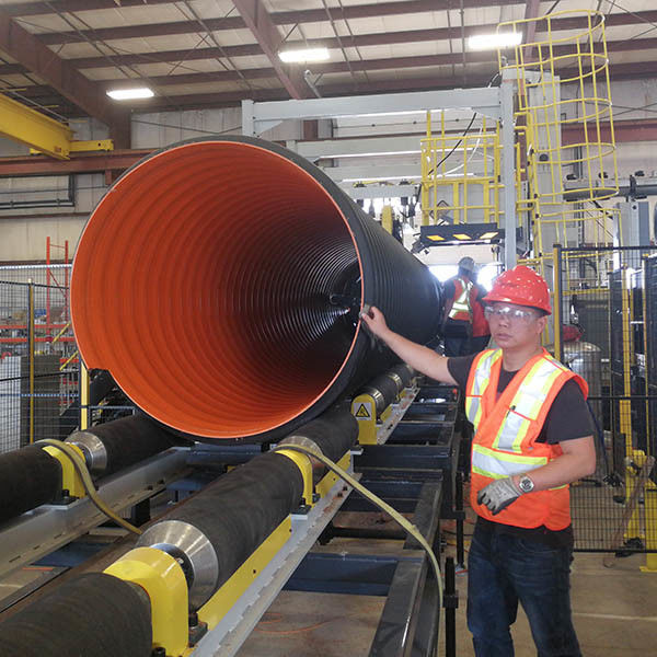 La pared del doble del HDPE acanaló la estructura espiral del milímetro 800Mpa de la máquina 3000 de la protuberancia del tubo